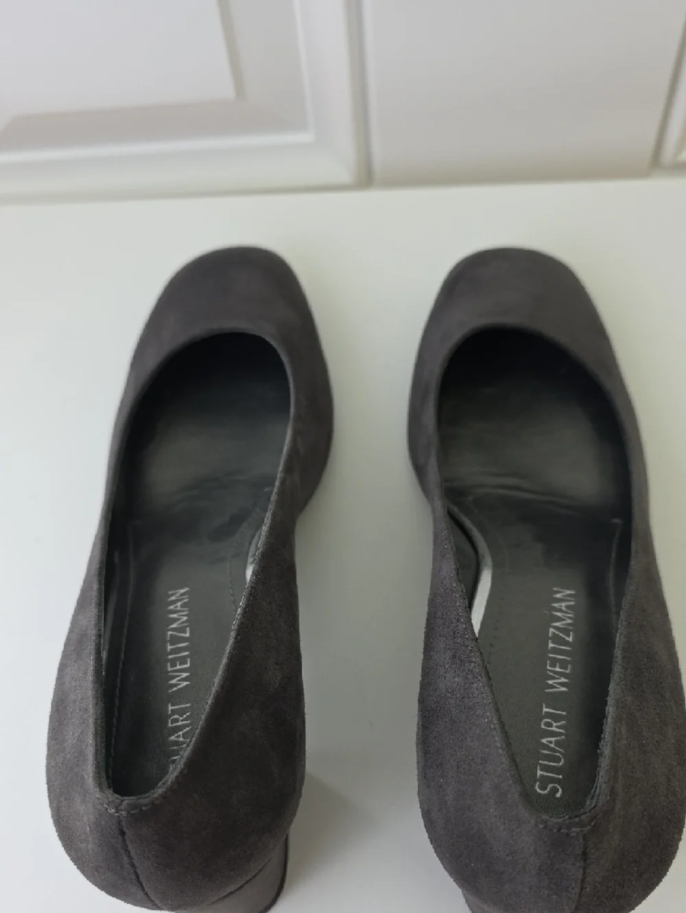 Stuart Weitzman Charcoal Suede Block Heel Pumps.  Size 9
